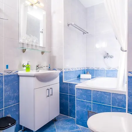 בית הארחה And With Wifi - 16550 ספליט
